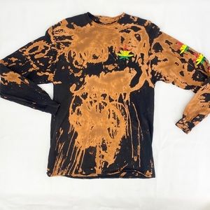 Mary Jane acid washed long sleeve size L